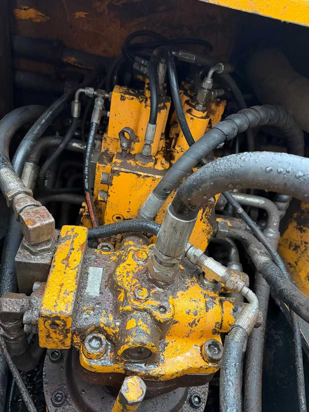 Used Hyundai R225-7 Excavator 2016 Model / 2