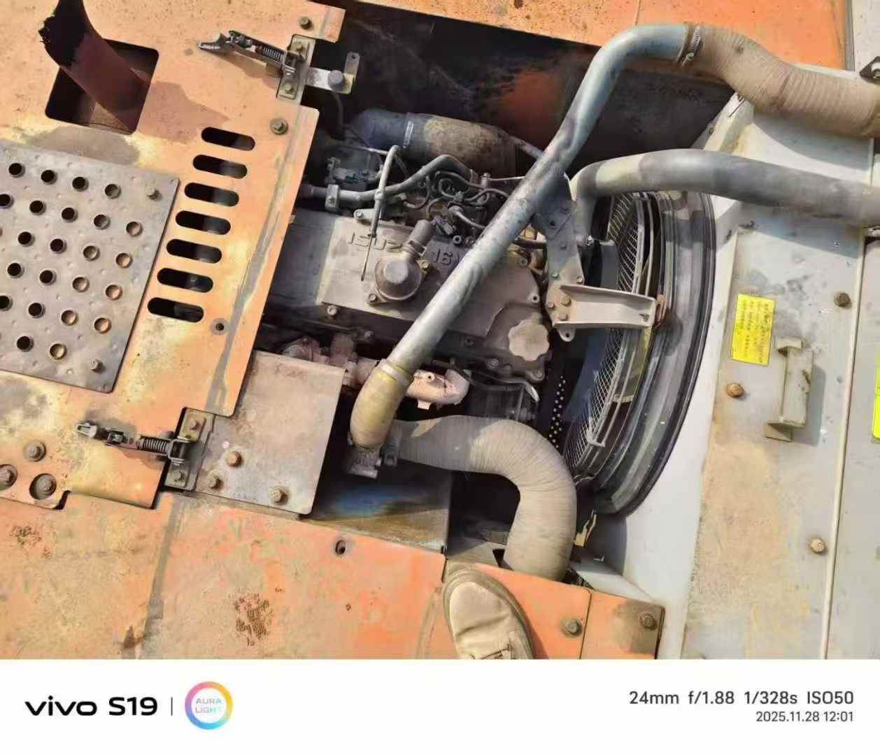 Used Hitachi ZW250 Excavator 2016 Model / 3