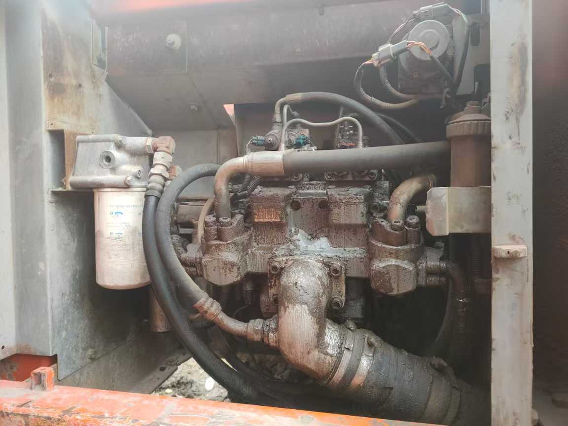 Used Hitachi ZAXIS200 Excavator 2016 Model / 2