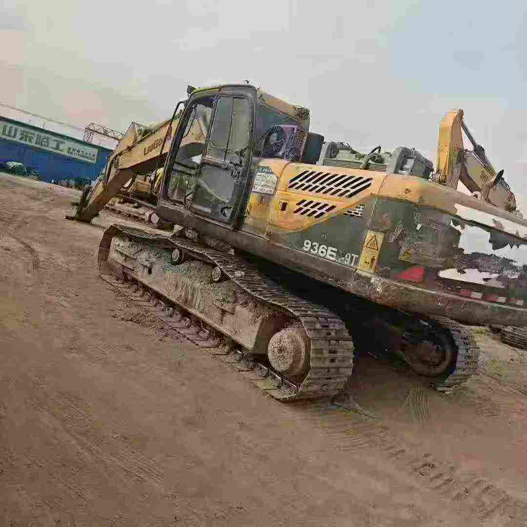 Used Hyundai R335-7 Excavator 2016 Model
