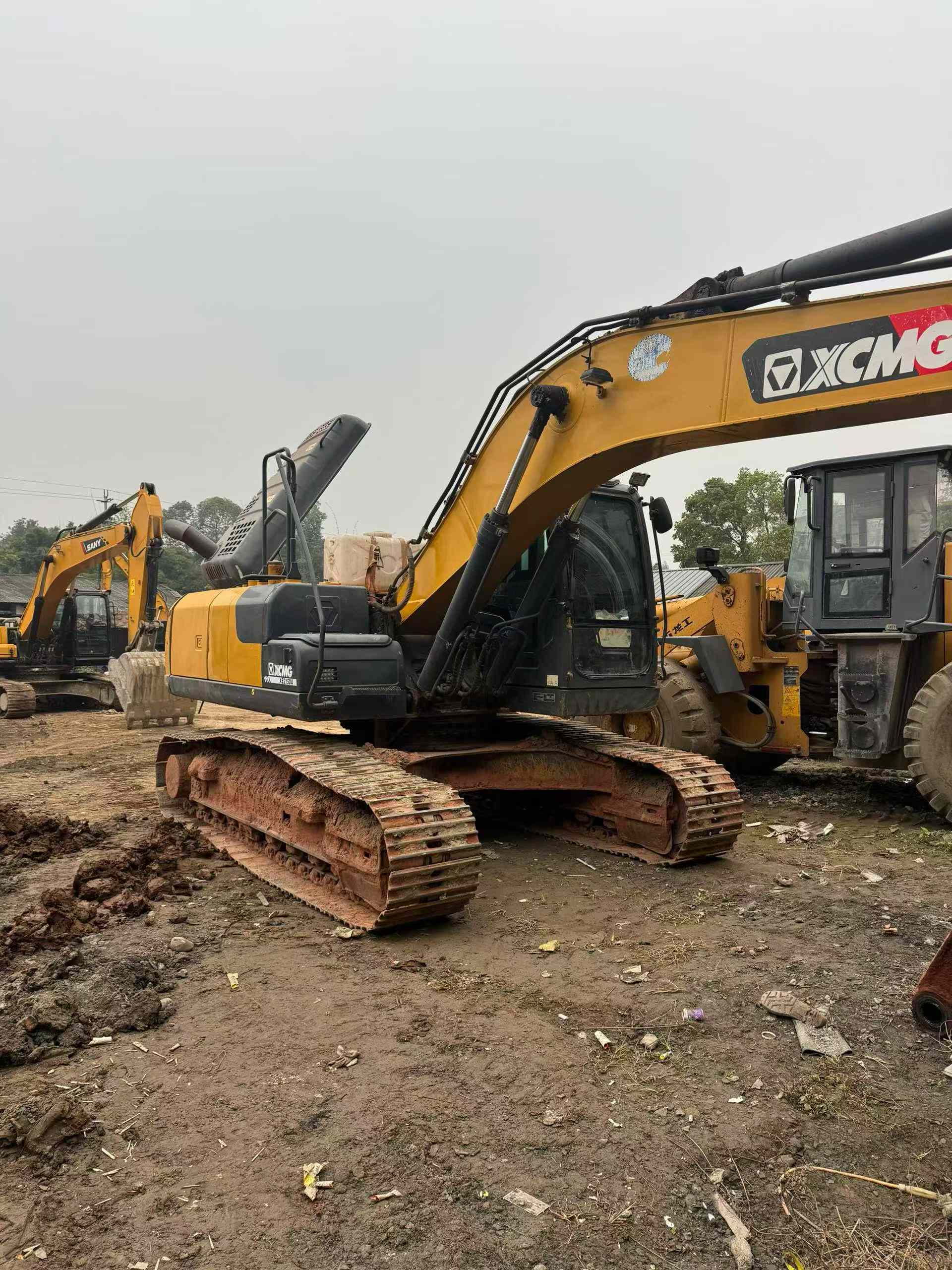Used XCMG XE215 Excavator 2021 Model / 2