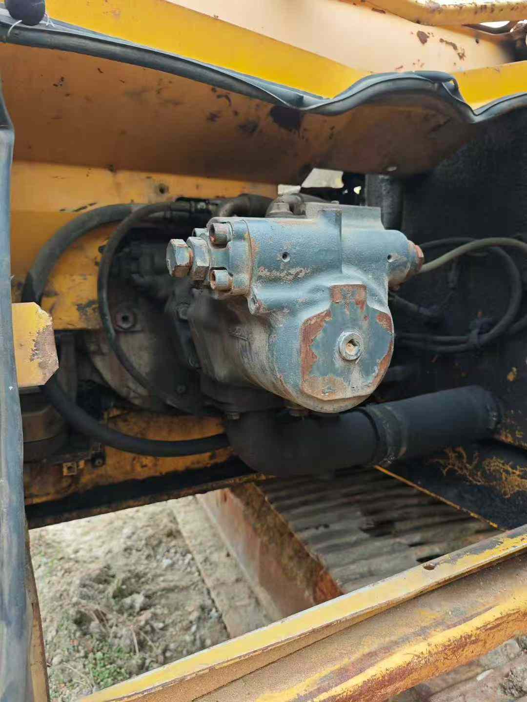 Used Komatsu PC200-6 Excavator 2016 Model / 6
