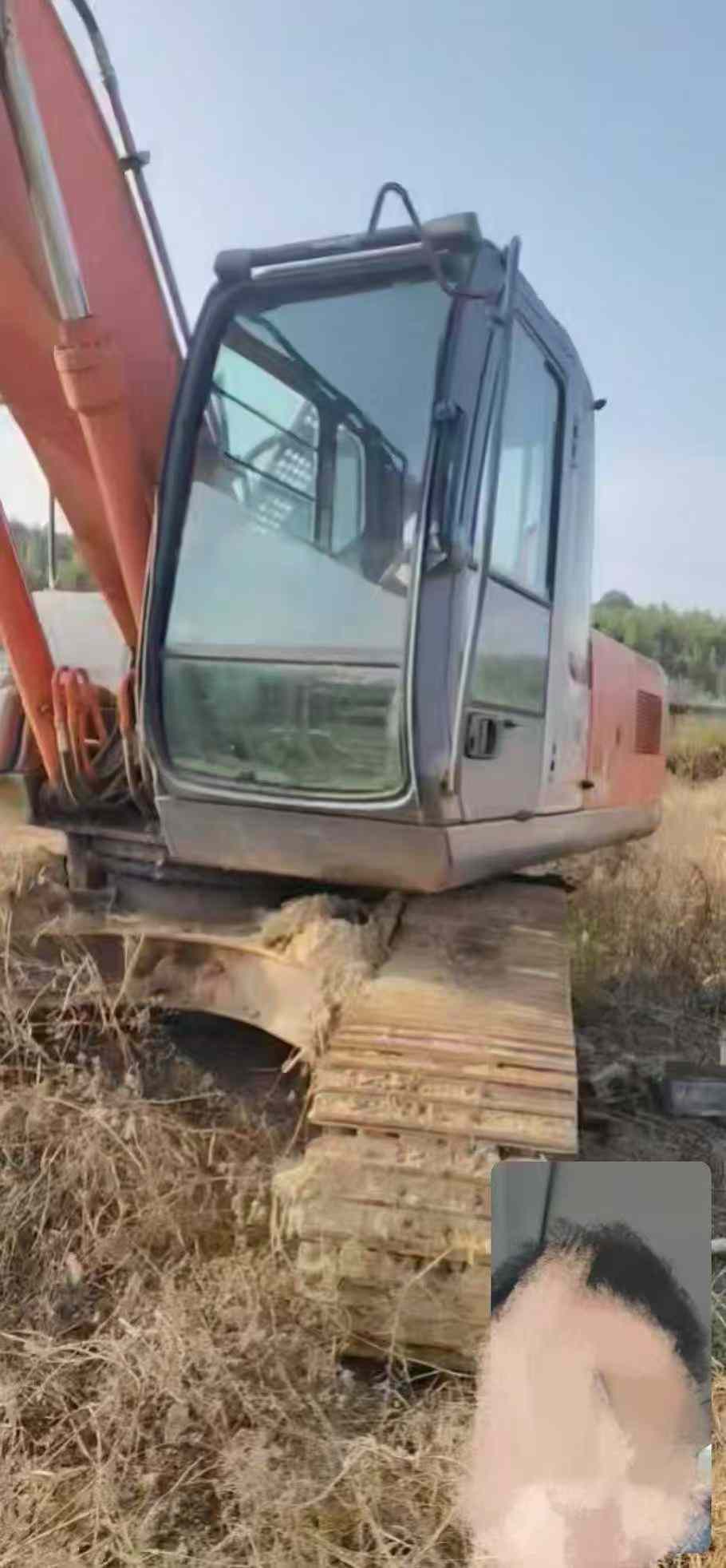 Used Hitachi ZAXIS200 Excavator 2013 Model / 6