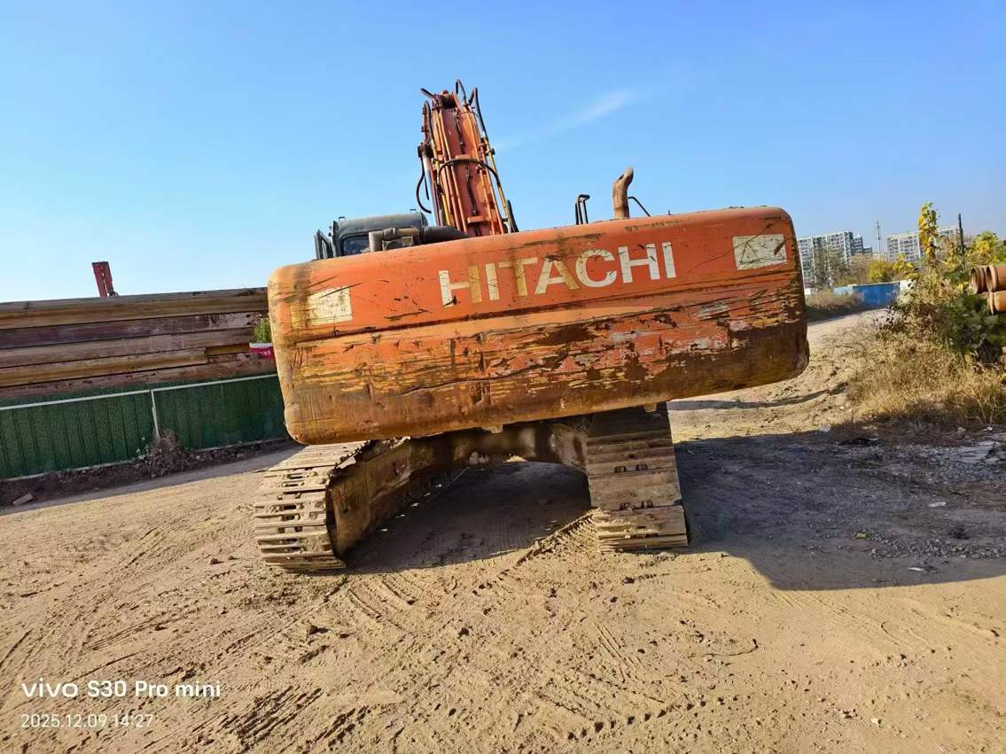 Used Hitachi ZX60 Excavator 2016 Model / 3