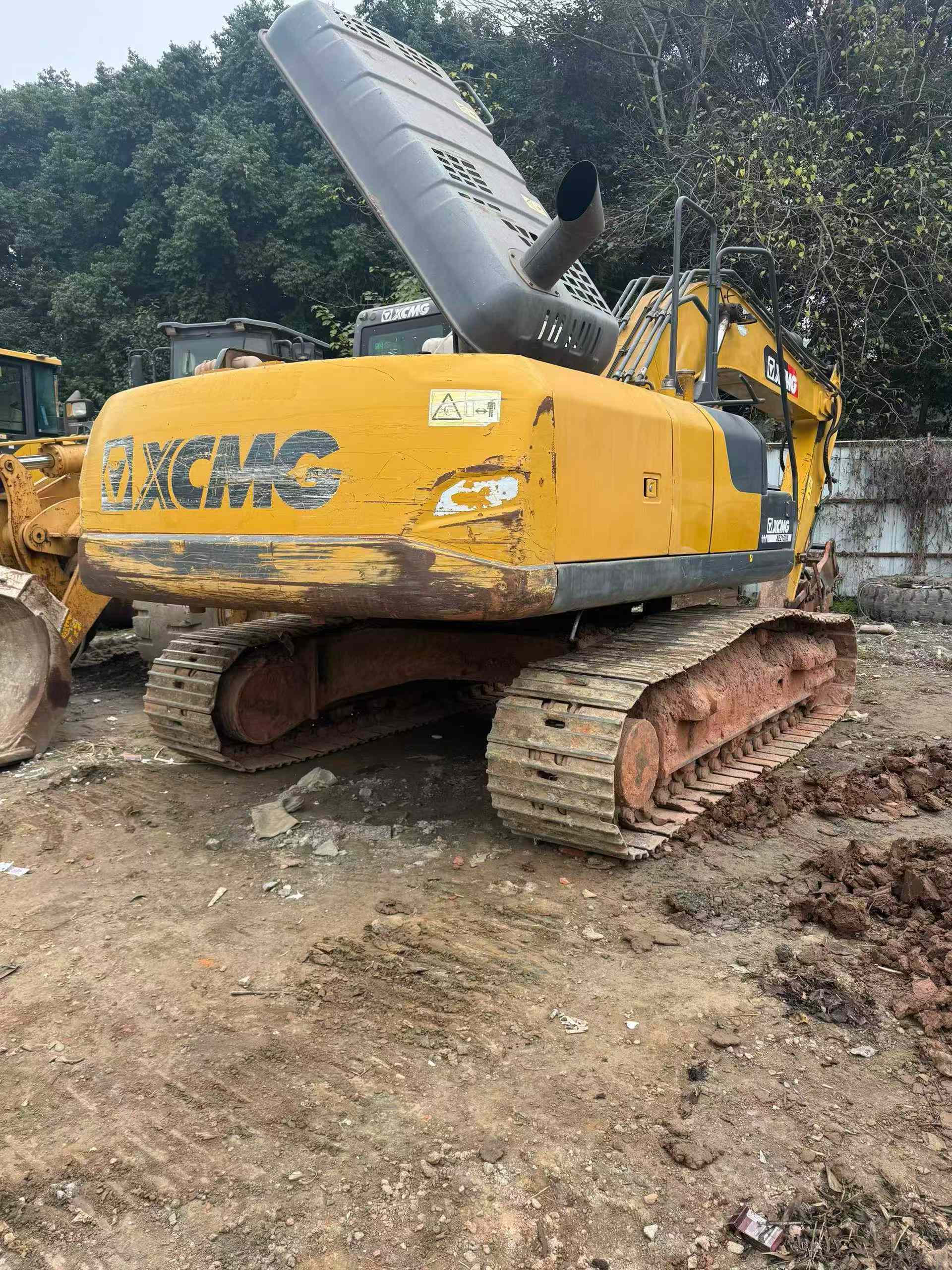Used XCMG XE215 Excavator 2021 Model / 3