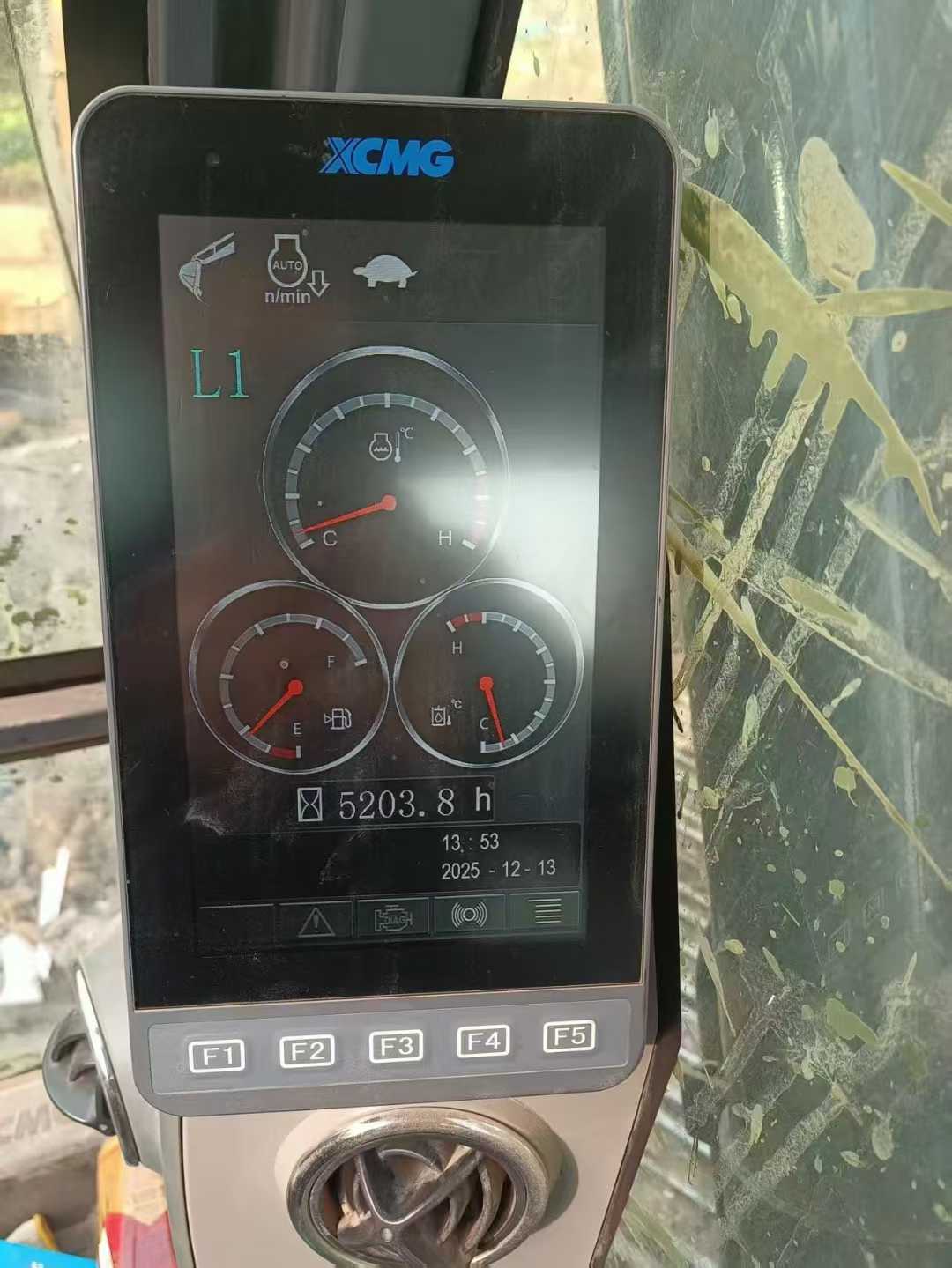 Used XCMG XE225DK Excavator 2020 Model / 7