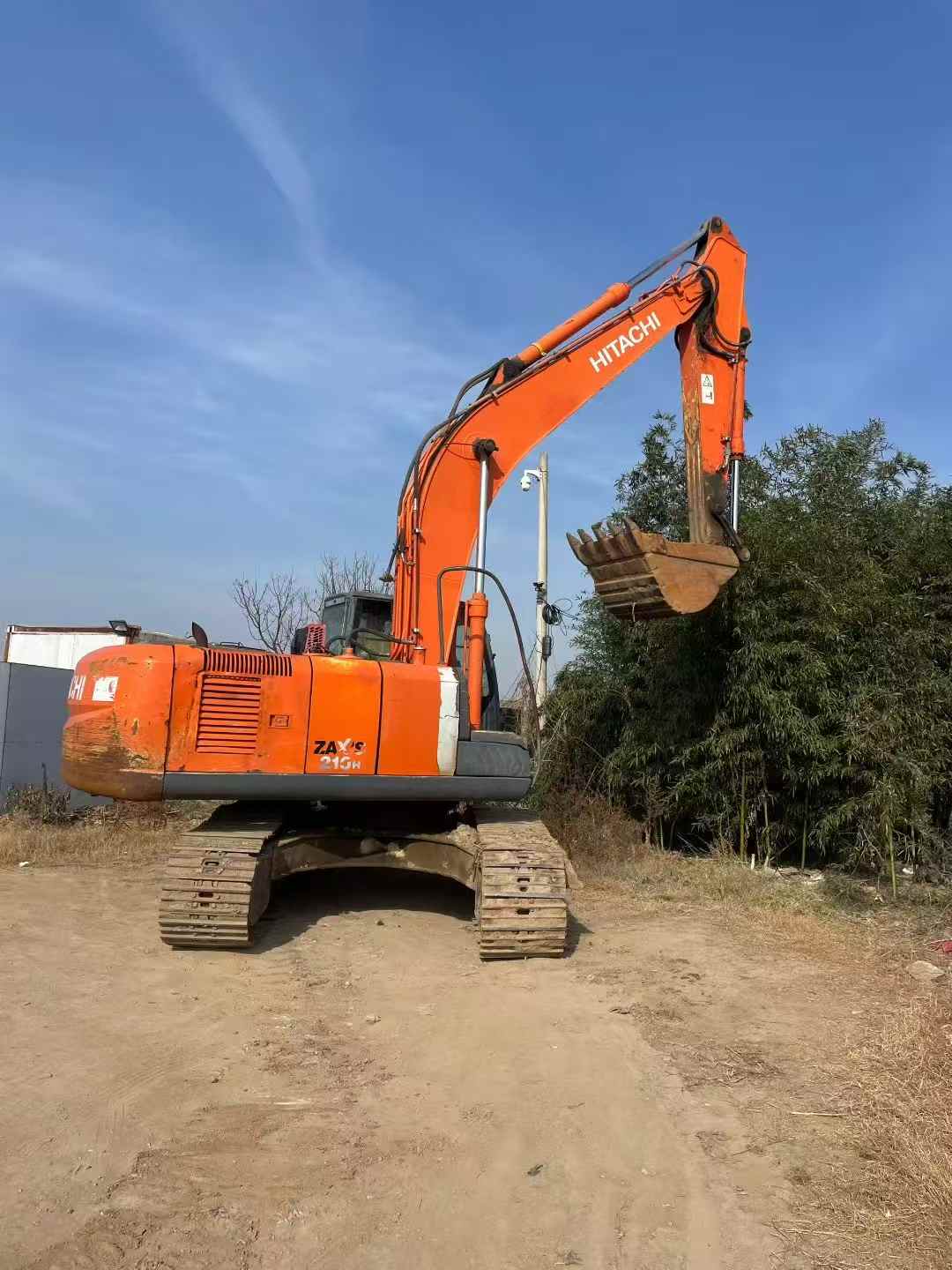 Used Hitachi ZAXIS200 Excavator 2010 Model