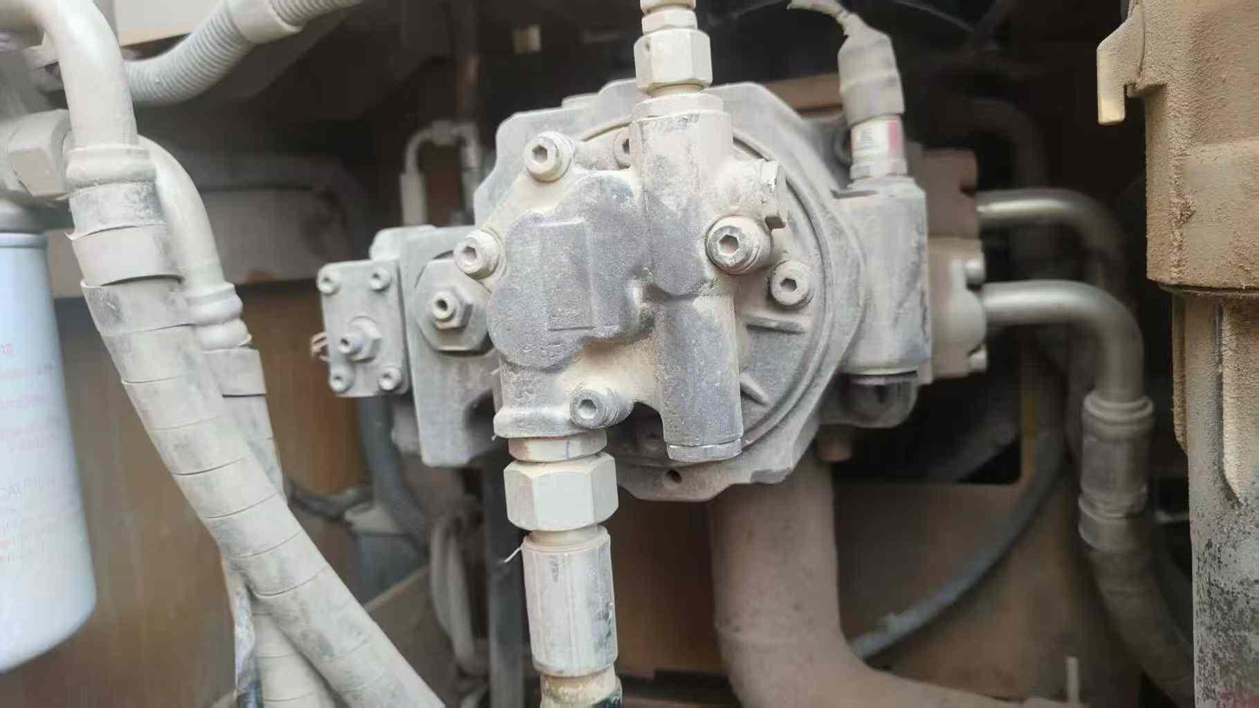 Used Sany SY135 Excavator 2023 Model / 6