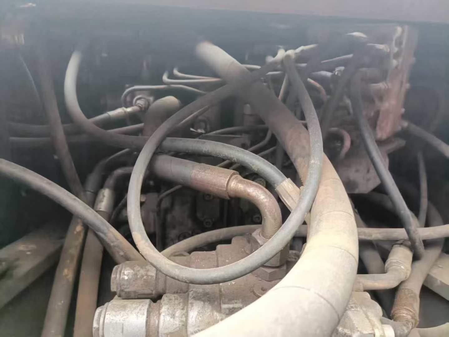 Used Hitachi ZX210-3G Excavator 2011 Model / 9