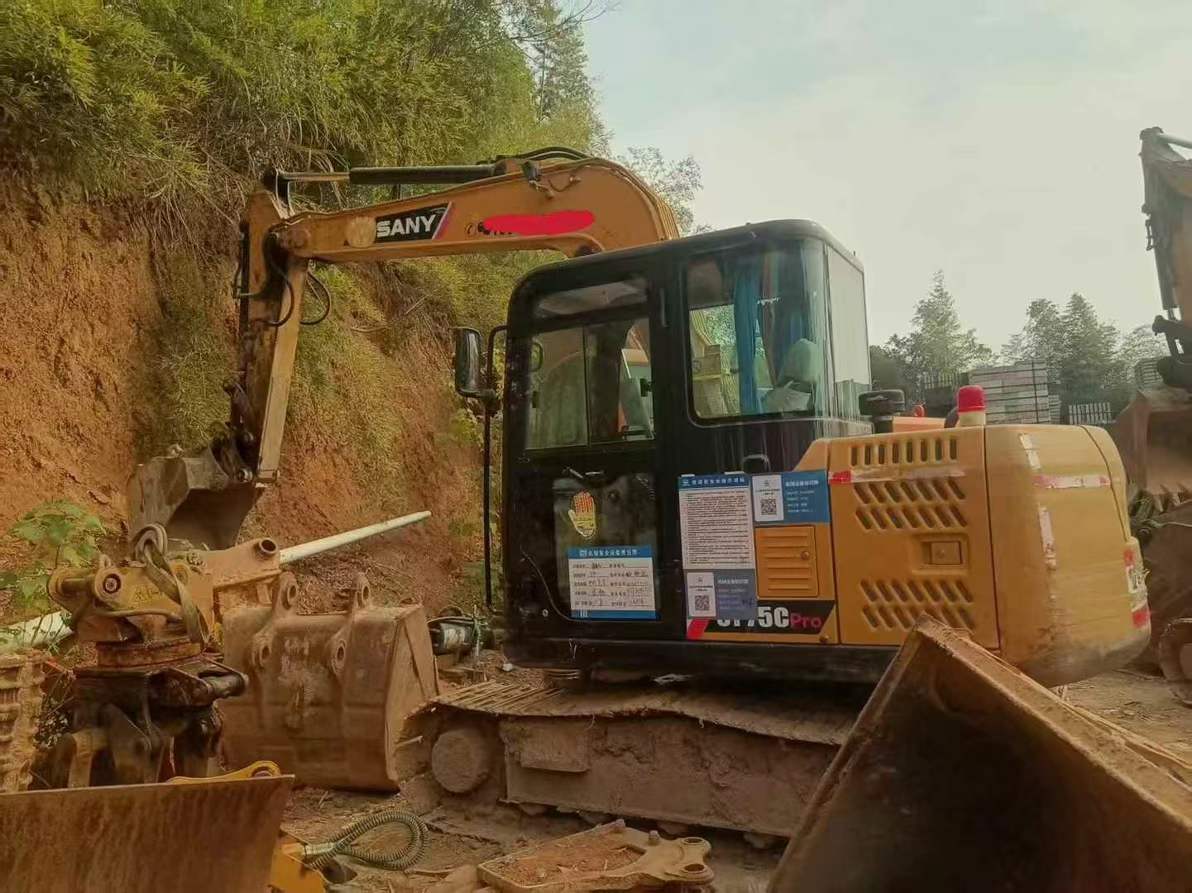 Used Sany SY75 Excavator 2022 Model / 3