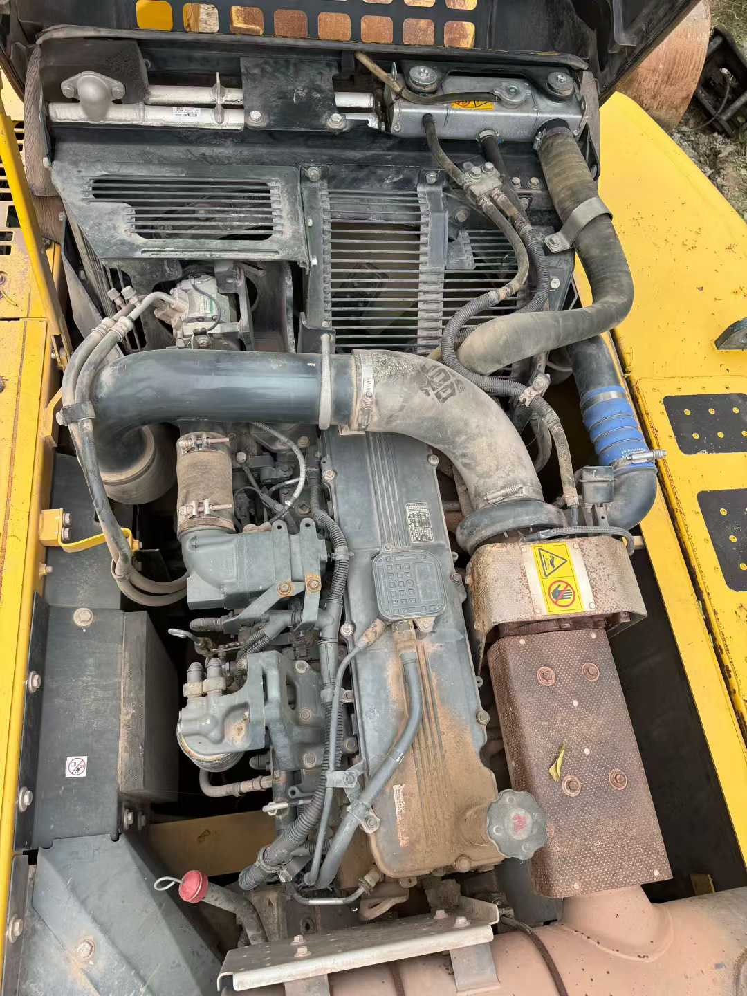 Used Komatsu PC300 Excavator 2019 Model / 8