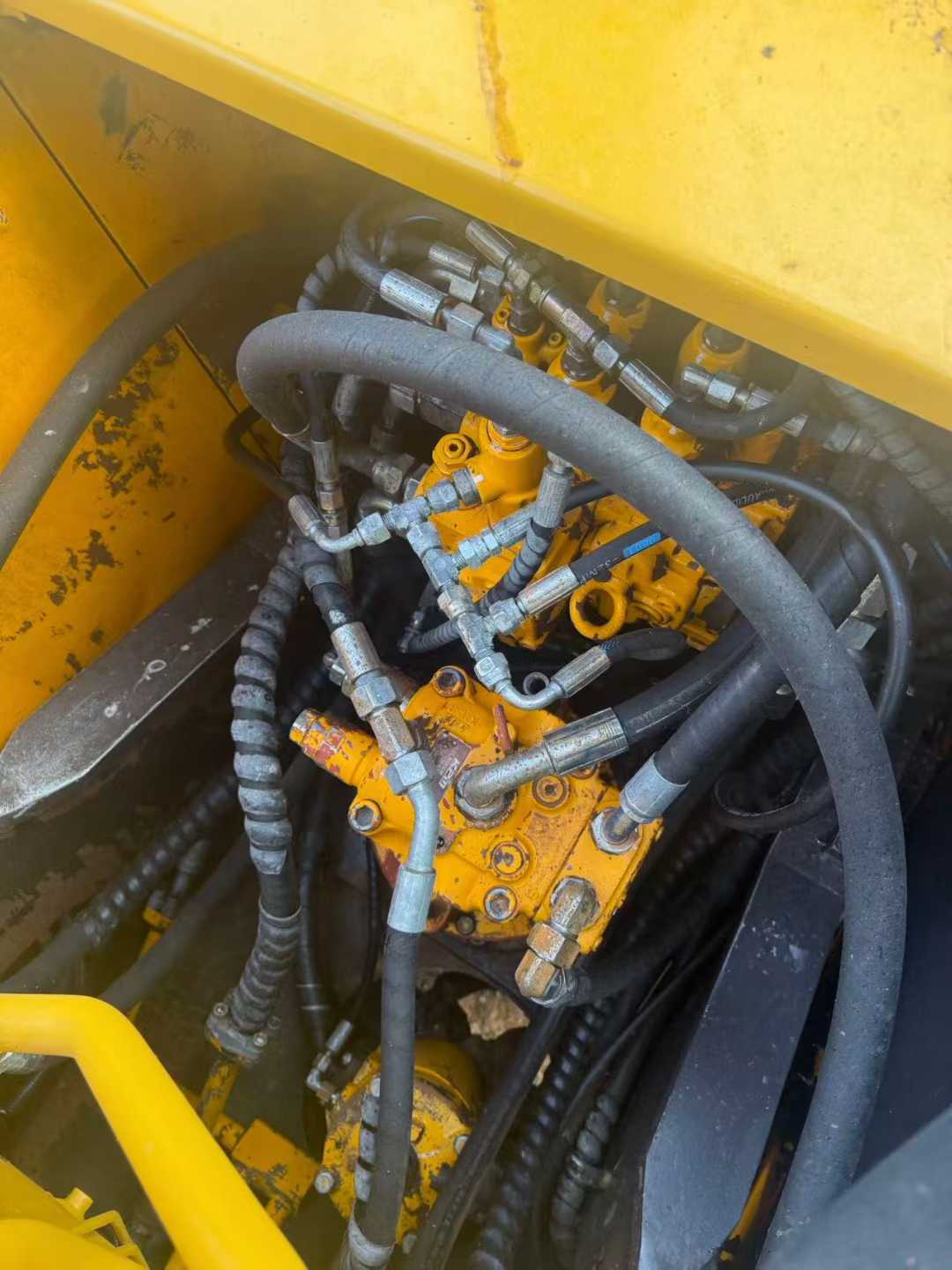 Used Sany SY135 Excavator 2014 Model / 6