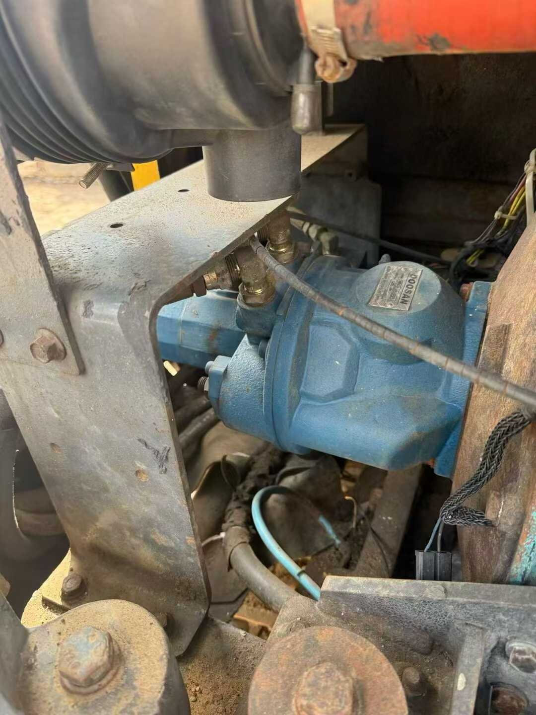 Used Volvo EC60 Excavator 2016 Model / 7