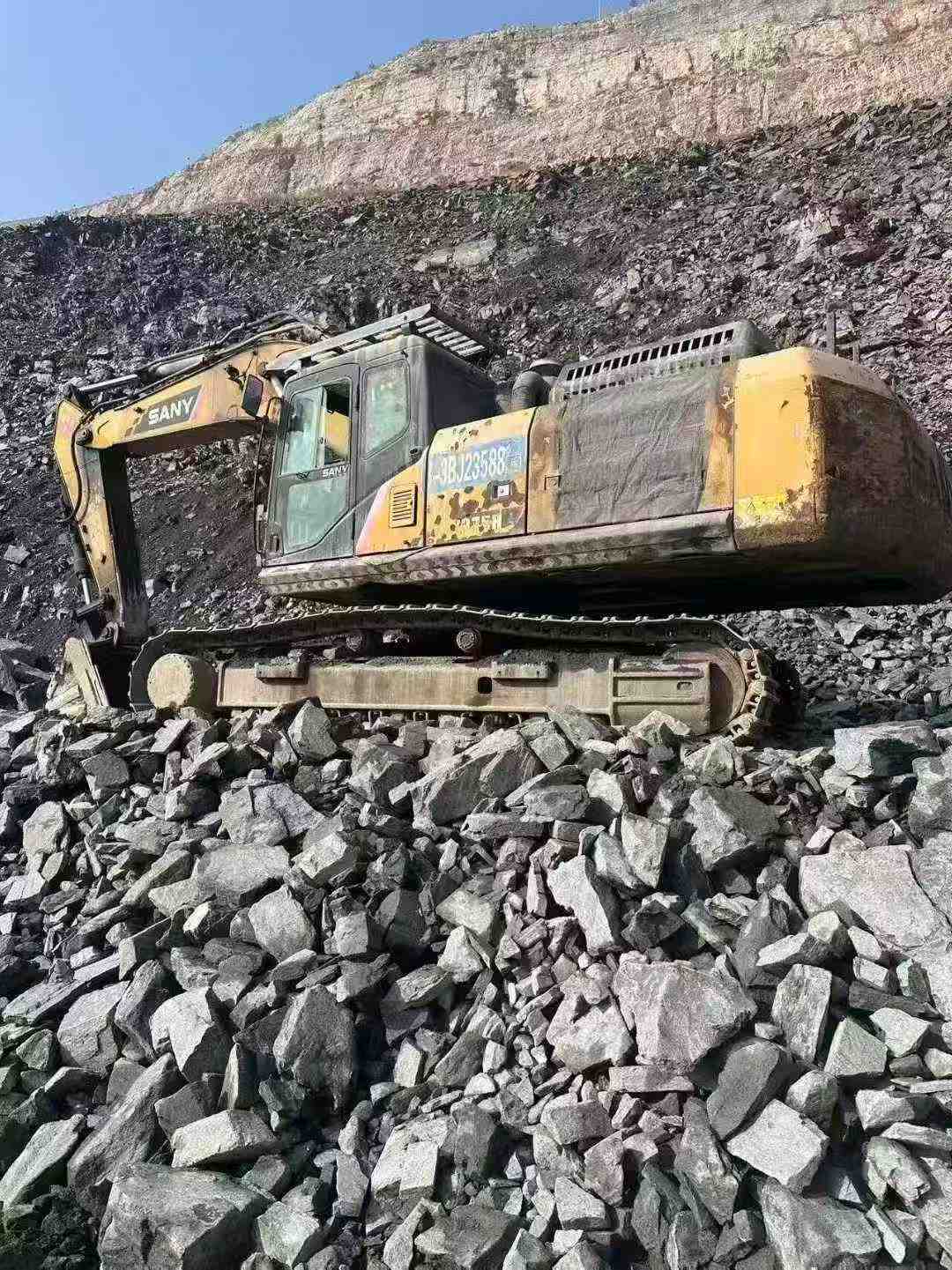 Used Sany SY75 Excavator 2016 Model / 6