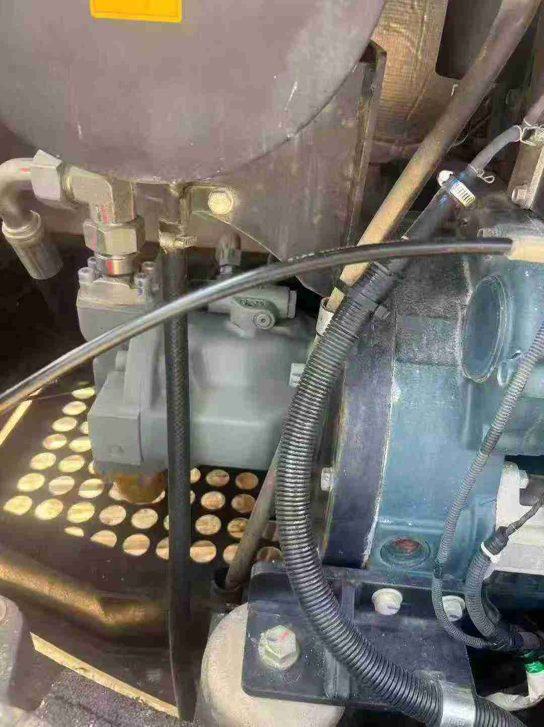 Used Sany SY60 Excavator 2020 Model / 4