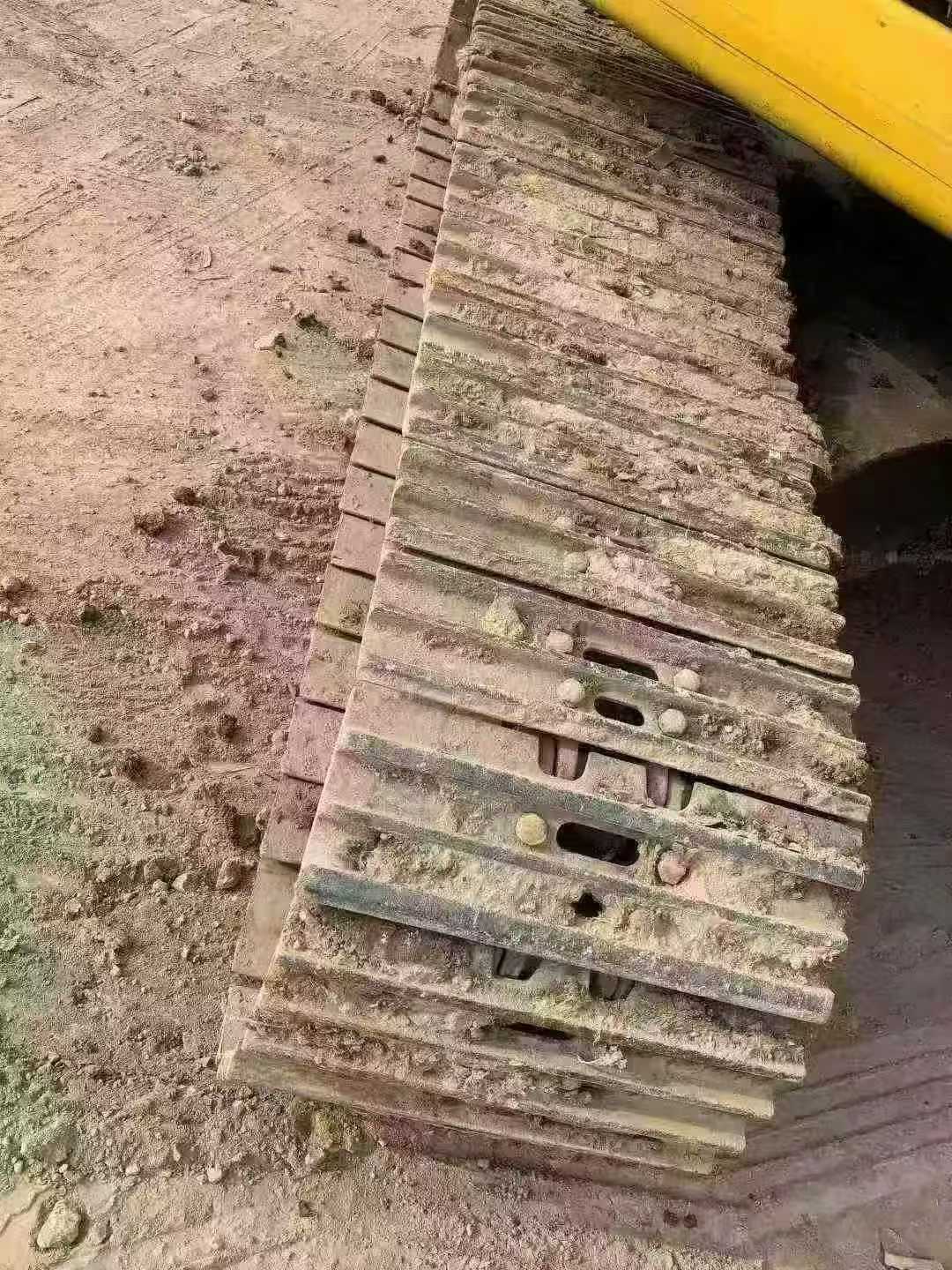 Used Komatsu PC220 Excavator 2020 Model / 5