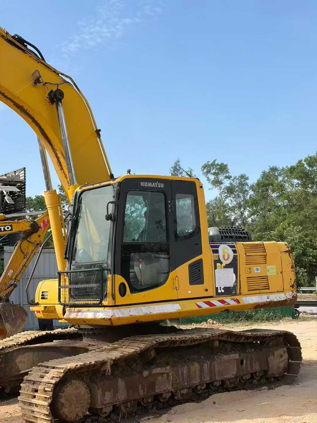 Used Komatsu PC240LC-8 Excavator 2013 Model