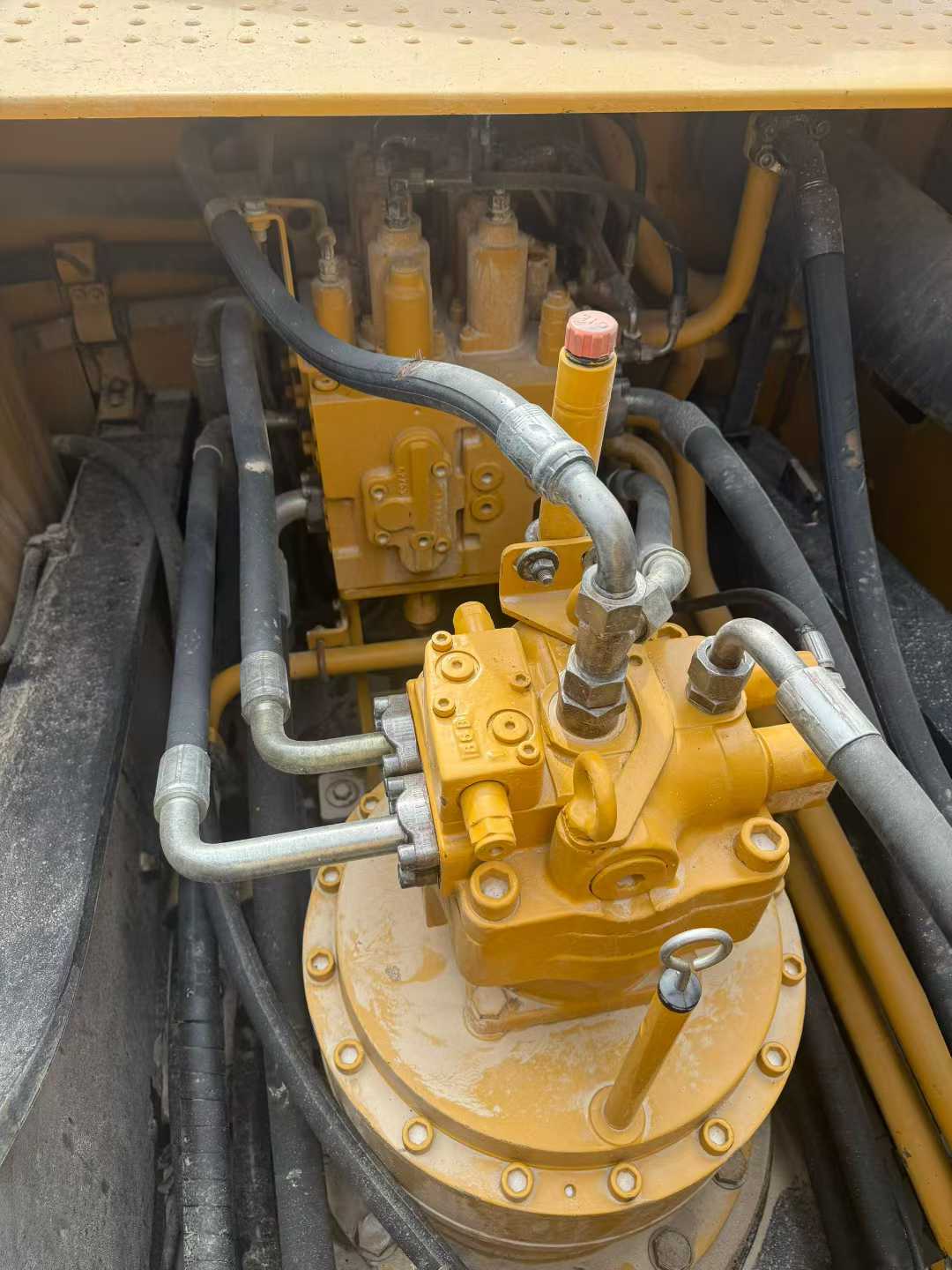 Used Sany SW305K Excavator 2020 Model / 9