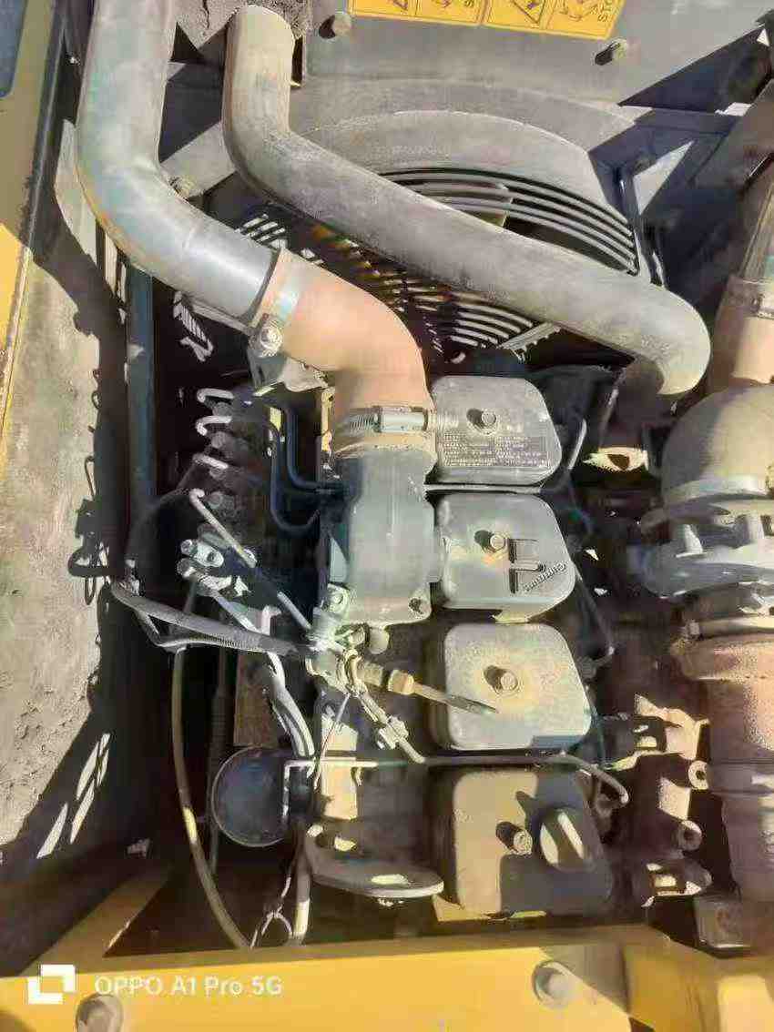 Used XCMG XE150 Excavator 2015 Model / 3