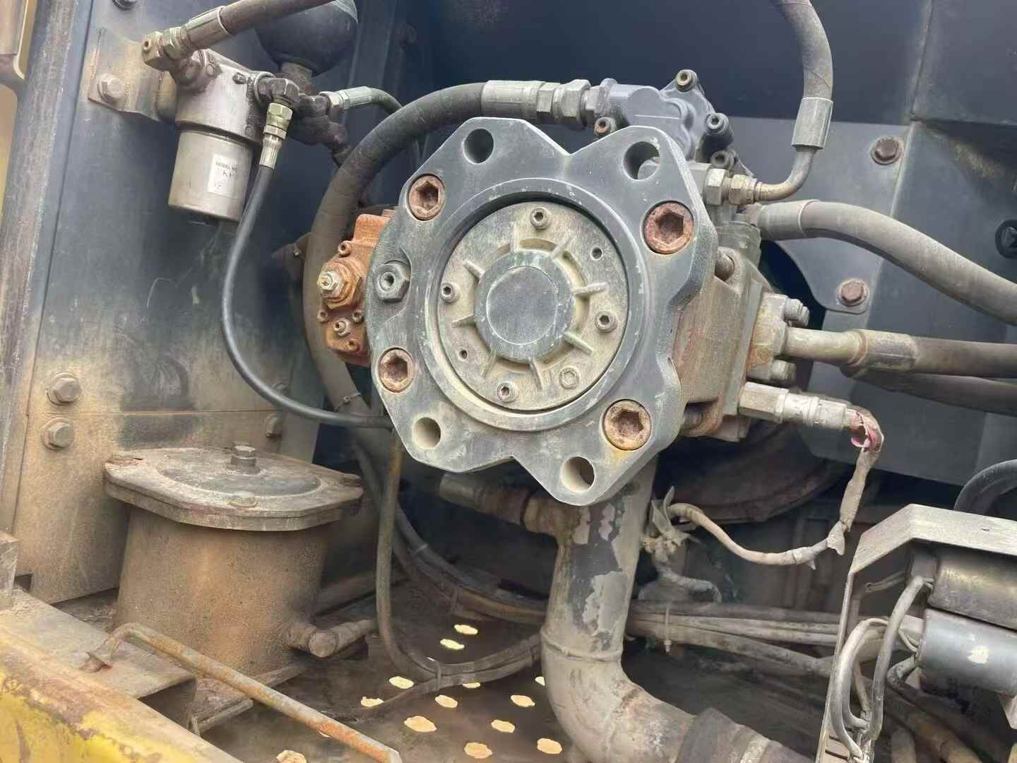 Used Sumitomo SH200A3 Excavator 2016 Model / 8