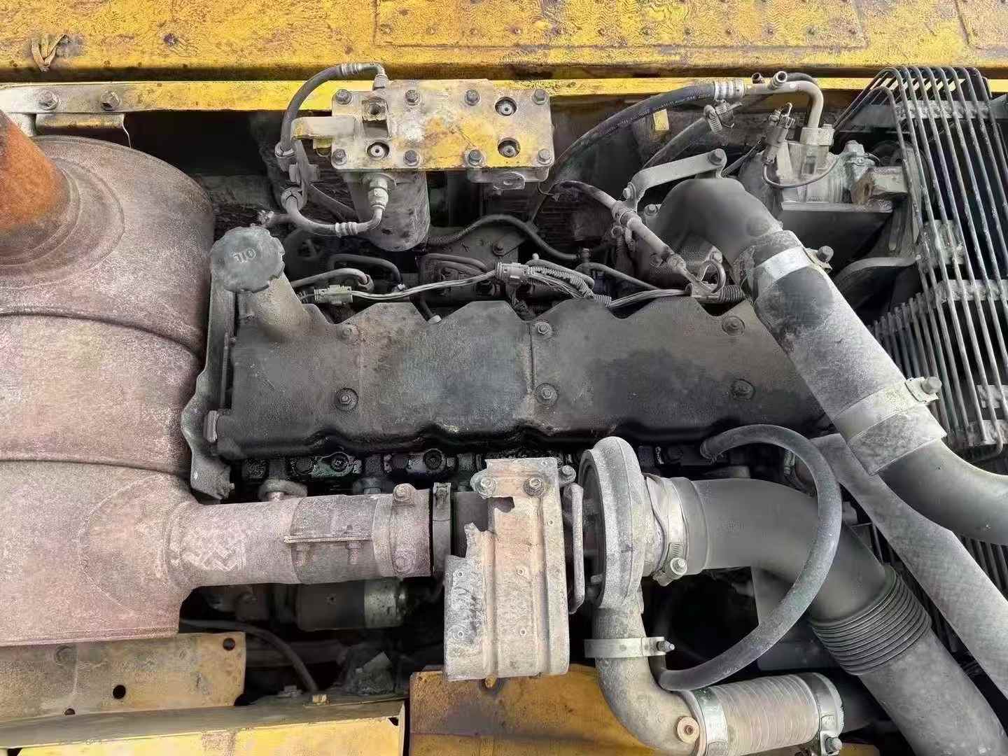 Used Komatsu PC200-8 Excavator 2016 Model / 4