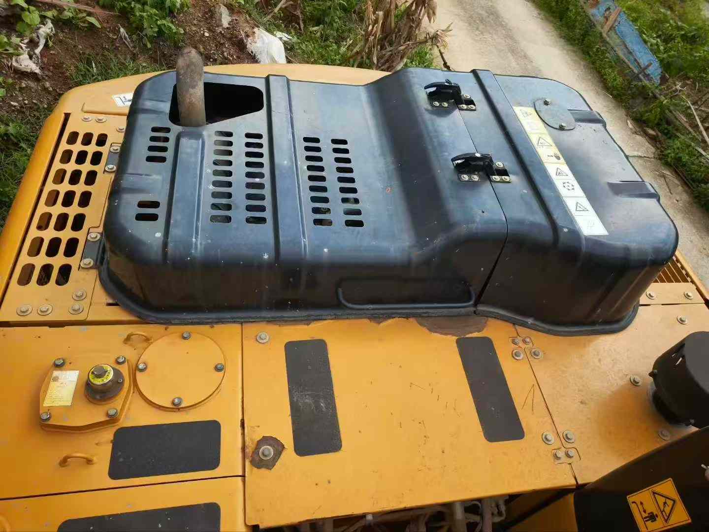 Used Sany SY200C Excavator 2016 Model / 3