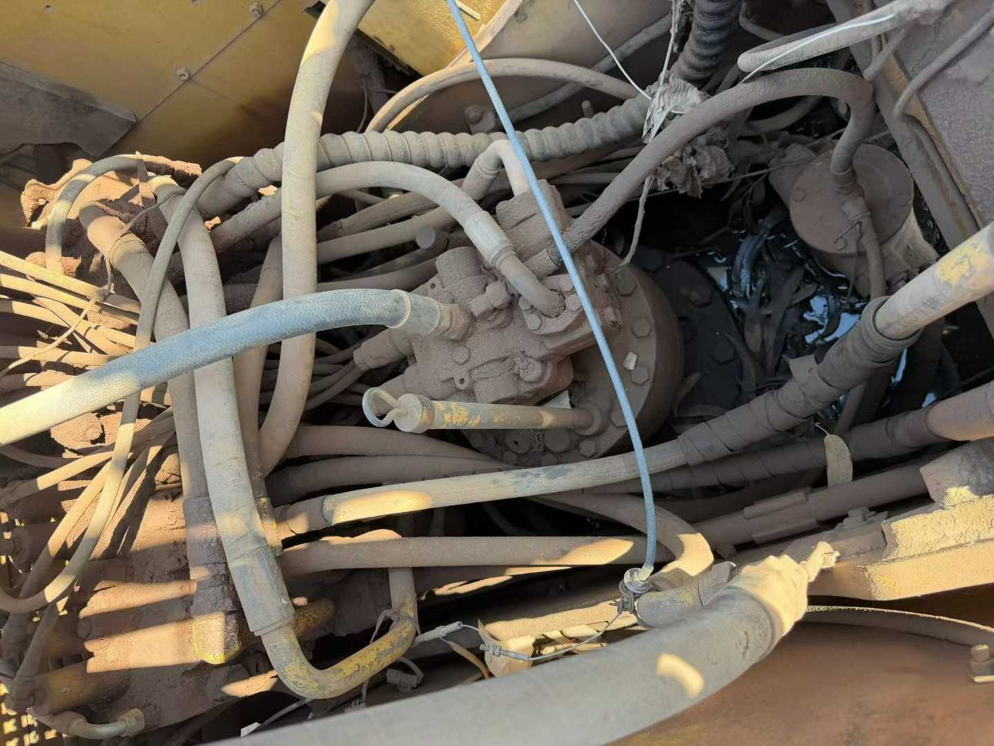 Used Caterpillar 320C Excavator 2016 Model / 6