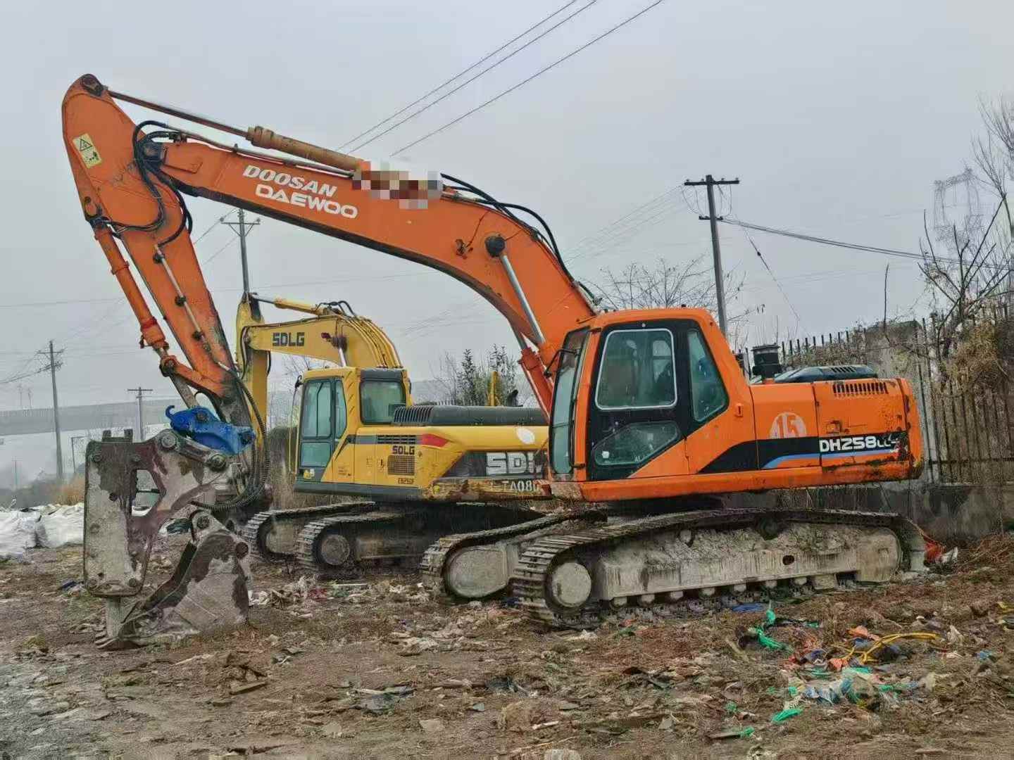 Used Doosan DH220-7 Excavator 2016 Model