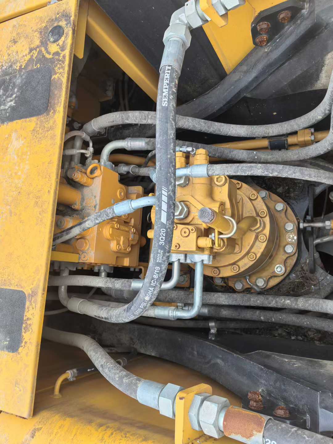 Used Sany SY215H Excavator 2021 Model / 4