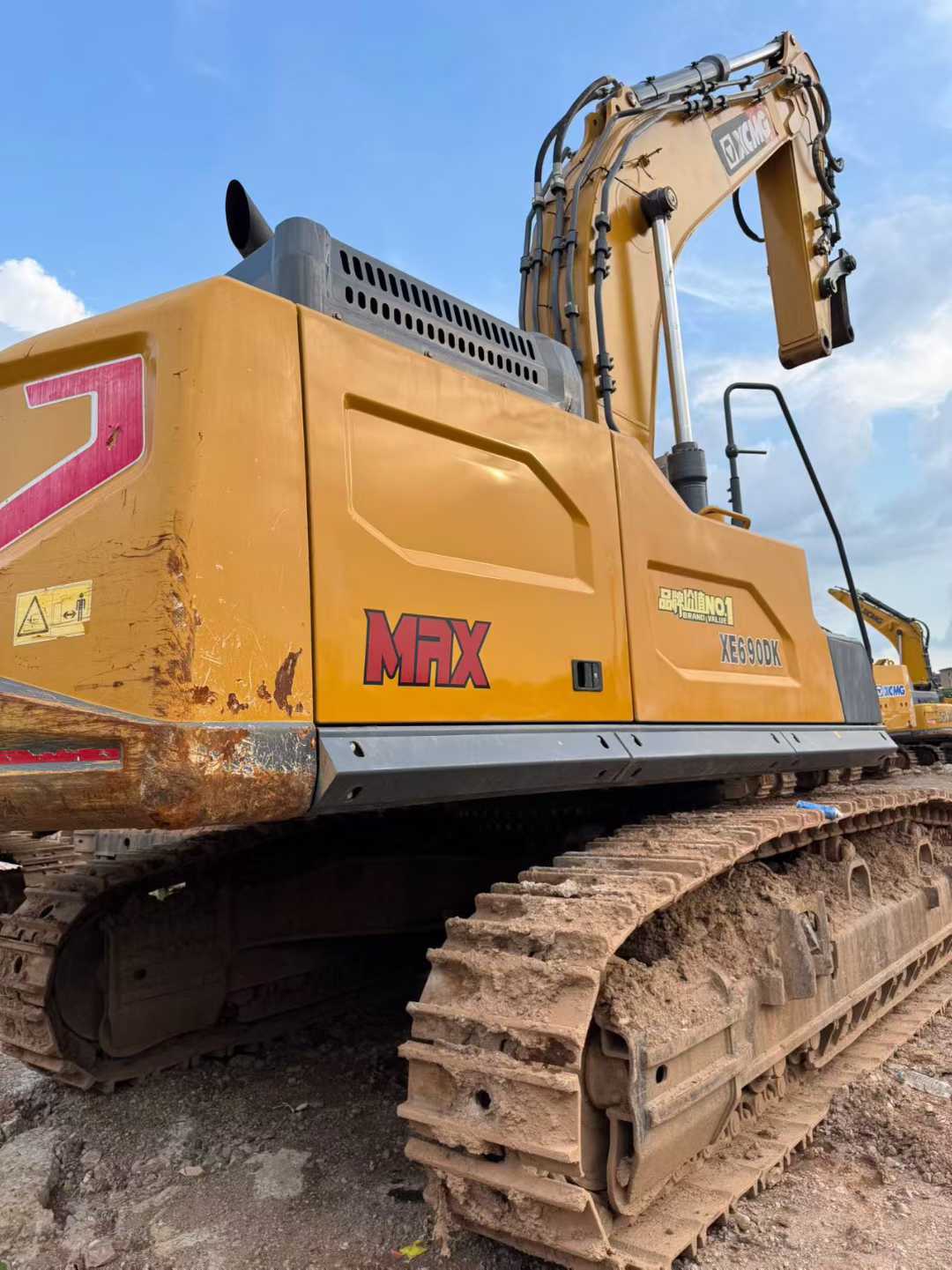 Used XCMG XE60 Excavator 2022 Model / 3