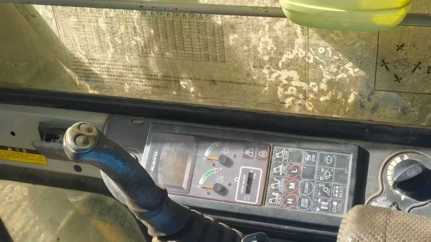 Used Kato HD1023 Excavator 2016 Model / 3