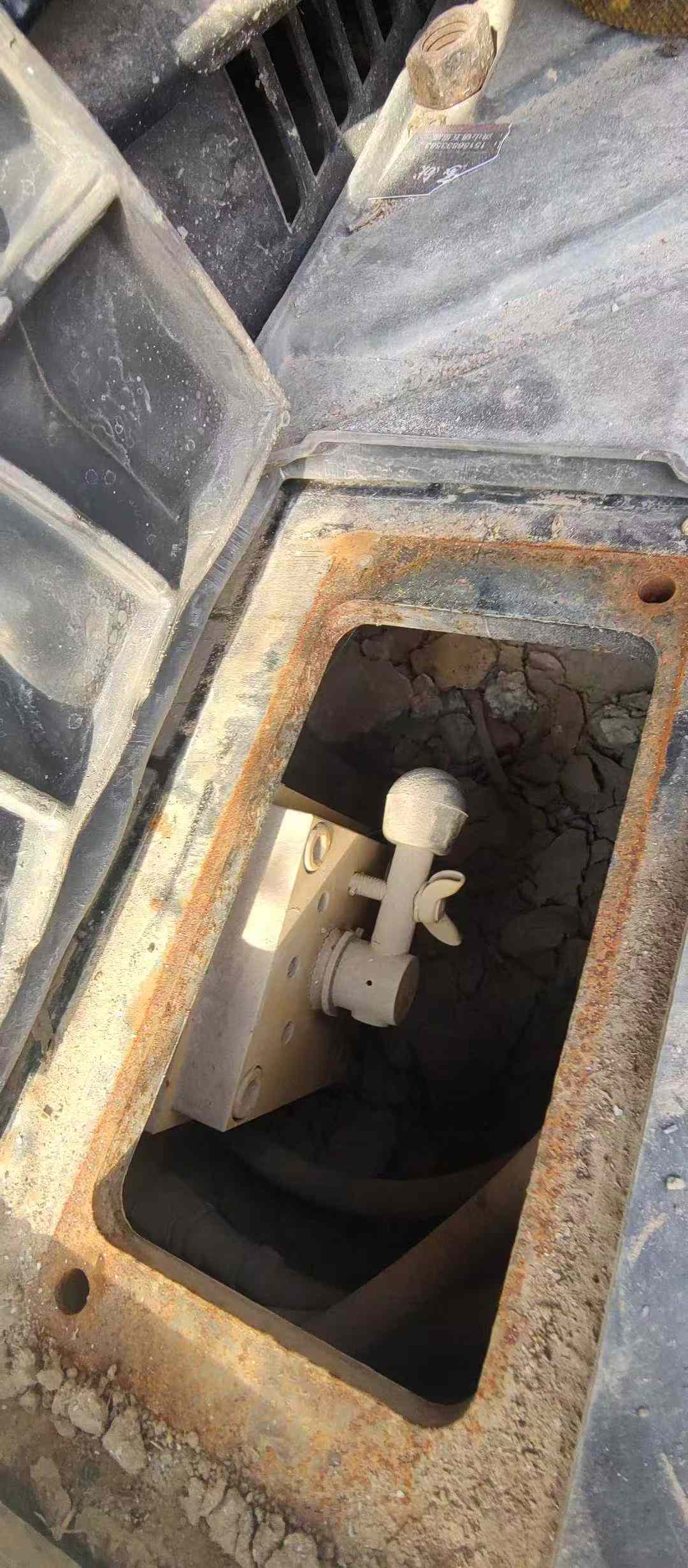 Used Caterpillar 320E Excavator 2017 Model / 8