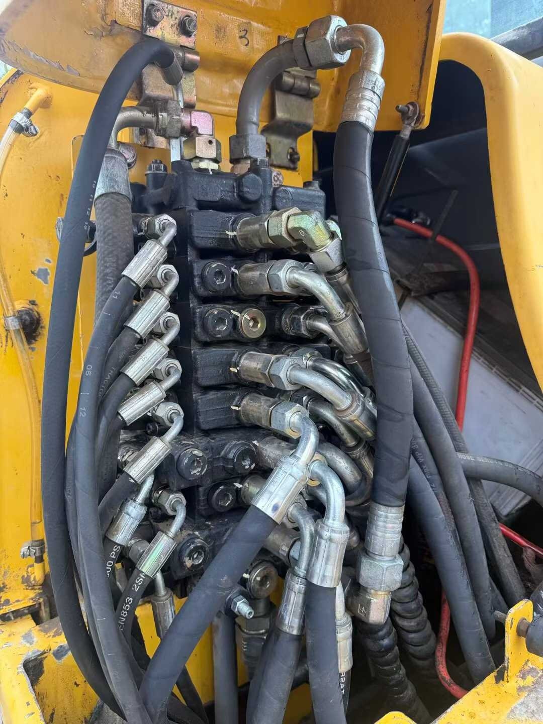 Used XCMG XE60 Excavator 2016 Model / 4