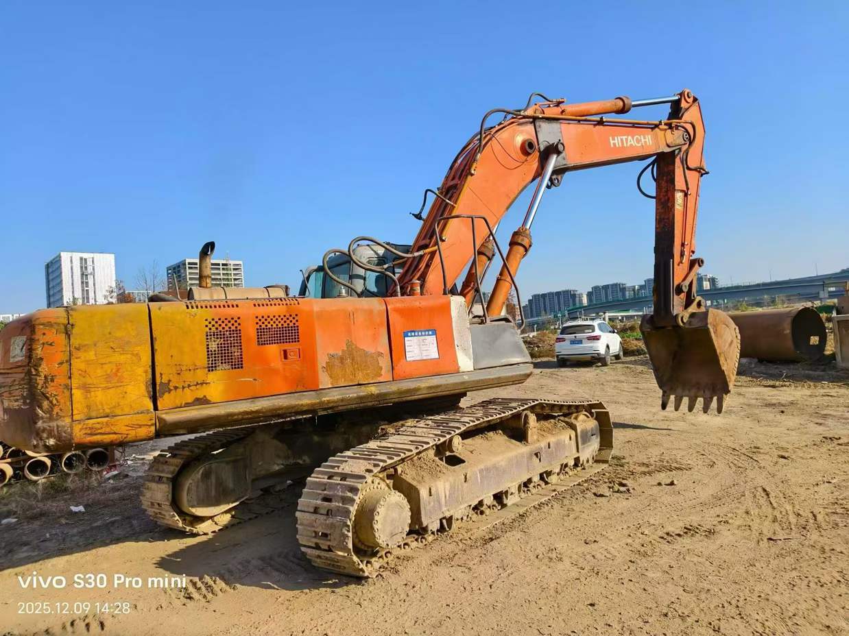 Used Hitachi ZX60 Excavator 2016 Model / 4