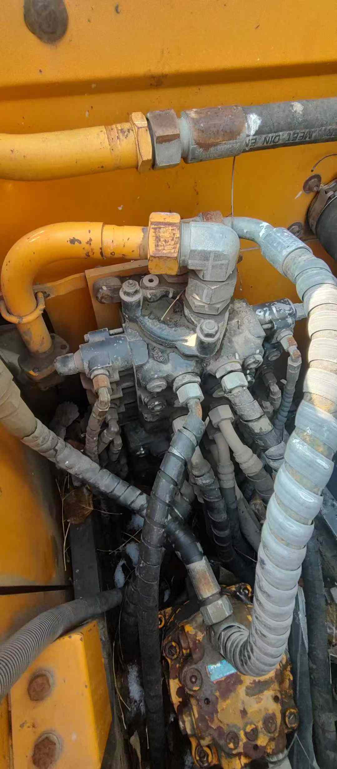 Used Sany SY75 Excavator 2011 Model / 2