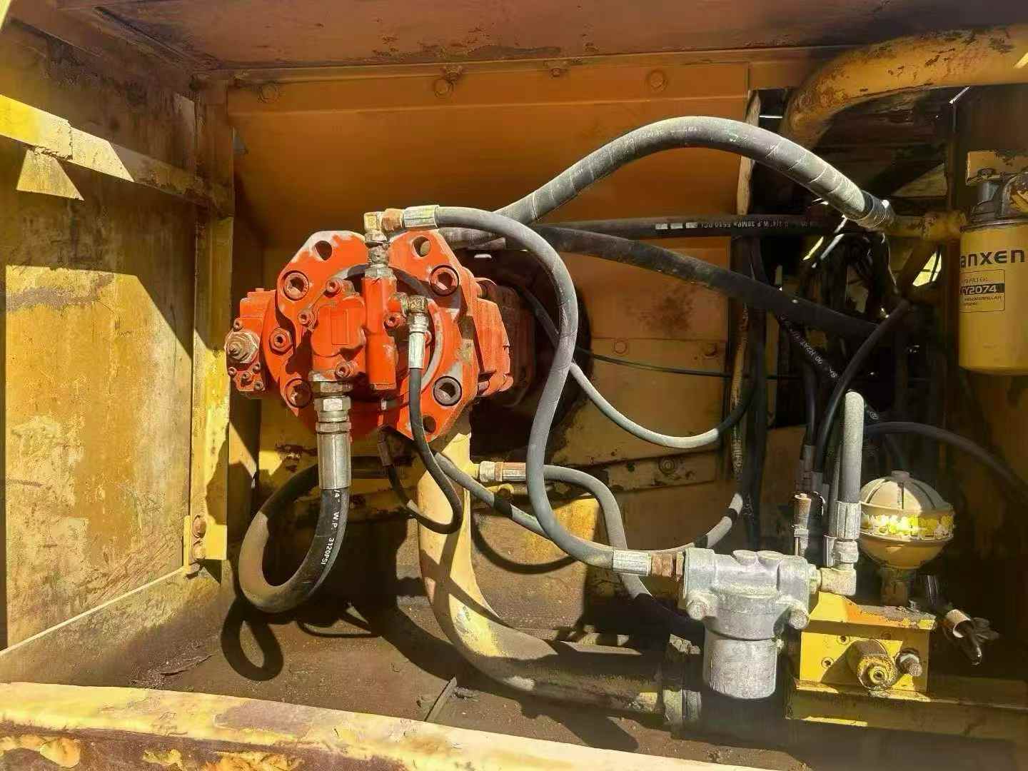 Used Caterpillar CT20 Excavator 2016 Model / 7