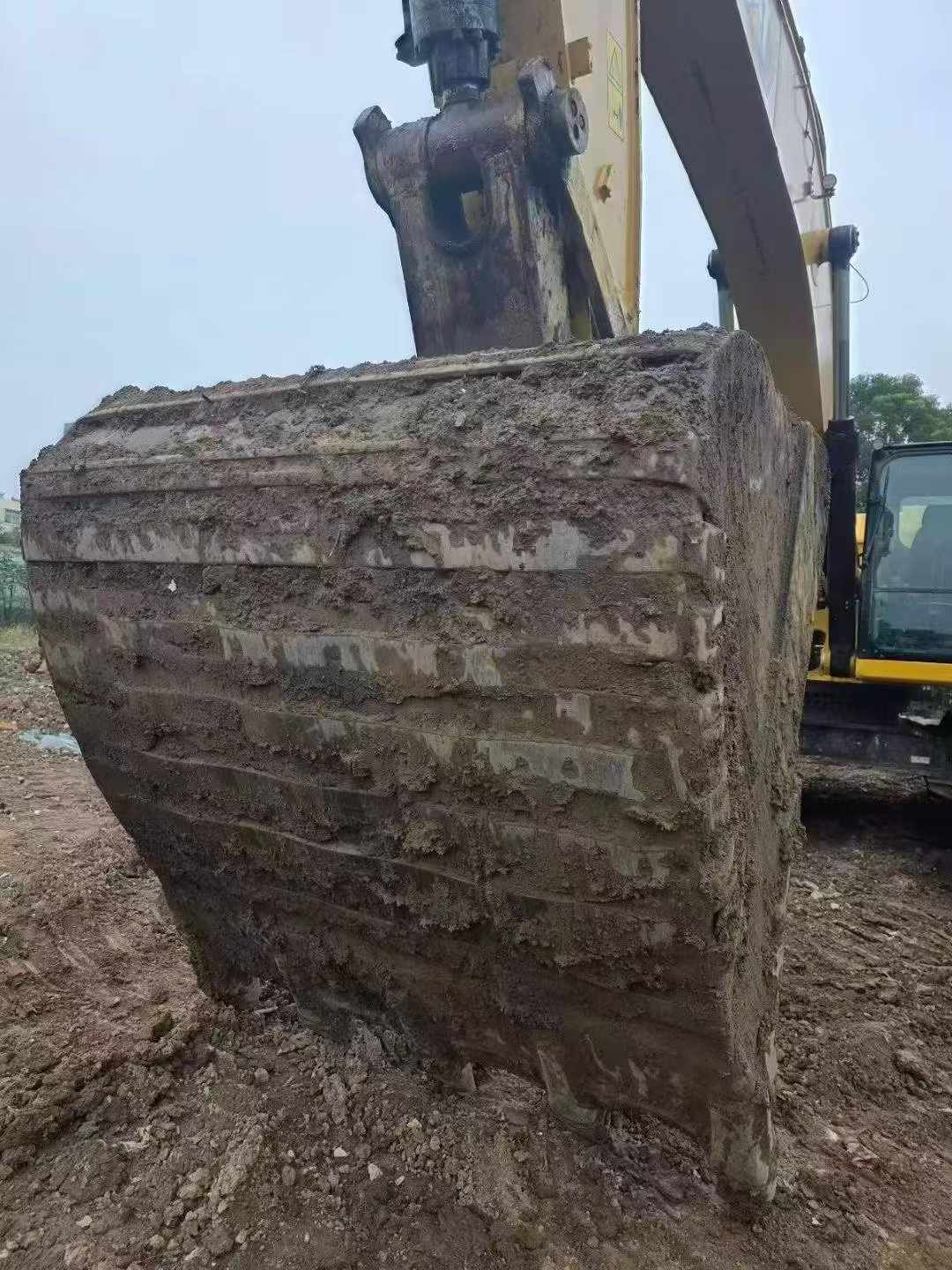 Used Caterpillar 215 Excavator 2022 Model / 4