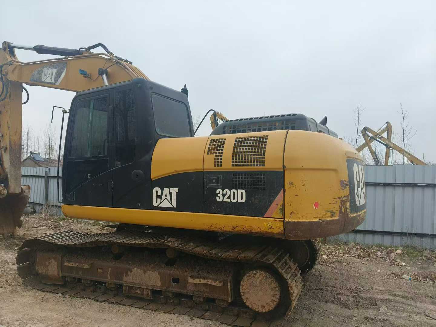 Used Caterpillar CT20 Excavator 2012 Model