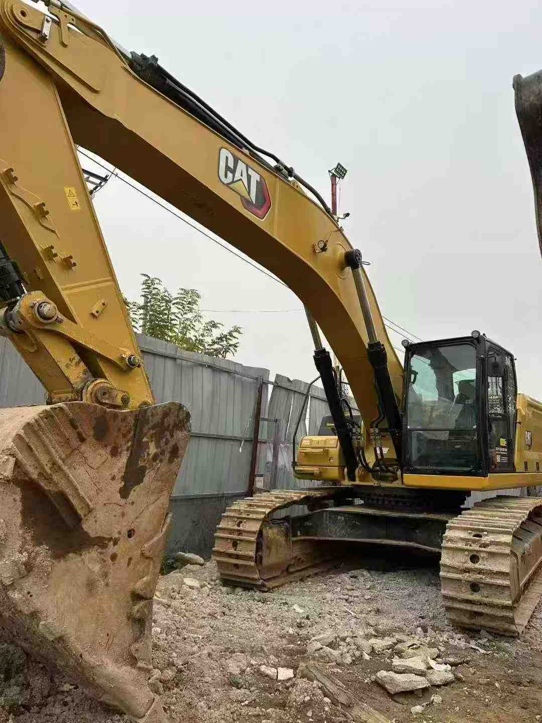 Used Caterpillar 340DL Excavator 2023 Model / 4
