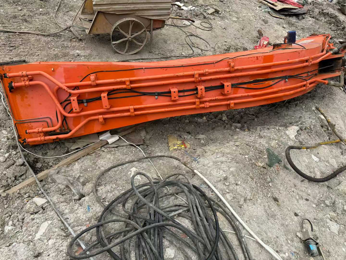 Used Hitachi ASTACONEO Excavator 2016 Model / 4