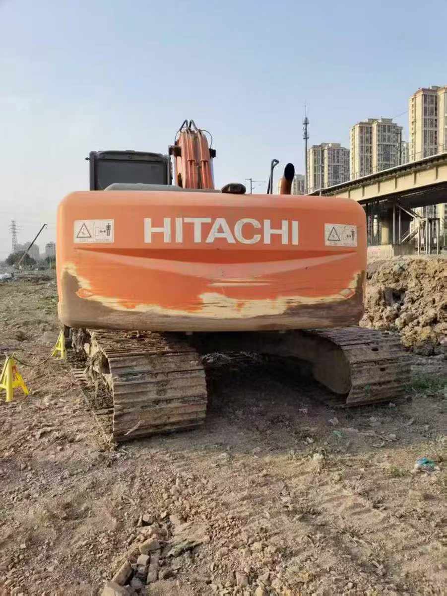 Used Hitachi ZAXIS200 Excavator 2017 Model