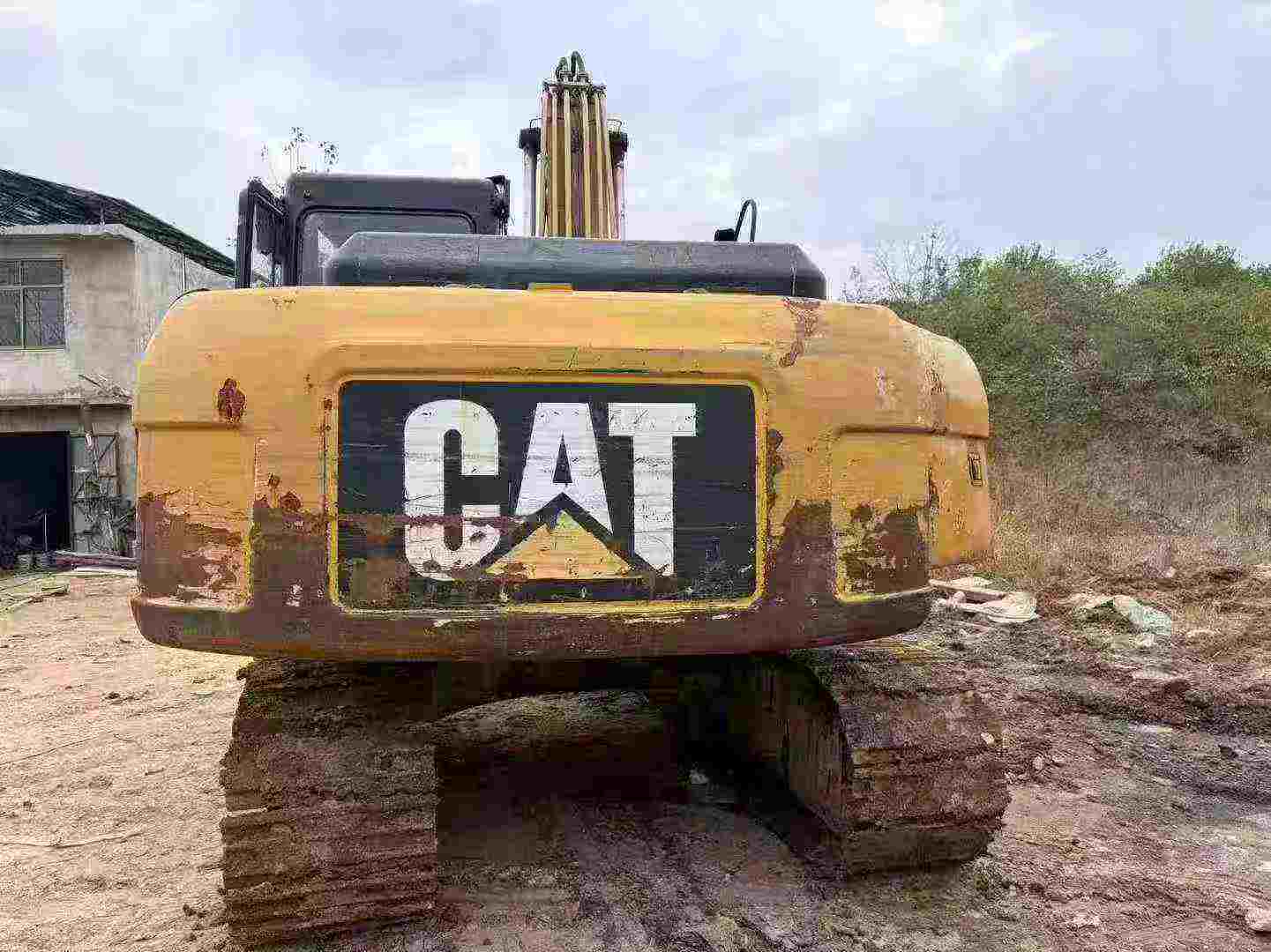 Used Caterpillar CT18 Excavator 2012 Model / 2