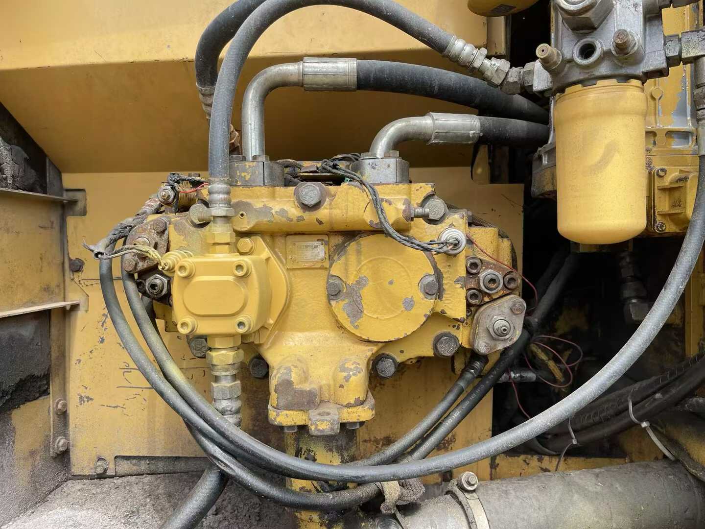 Used Caterpillar 320C Excavator 2016 Model / 4