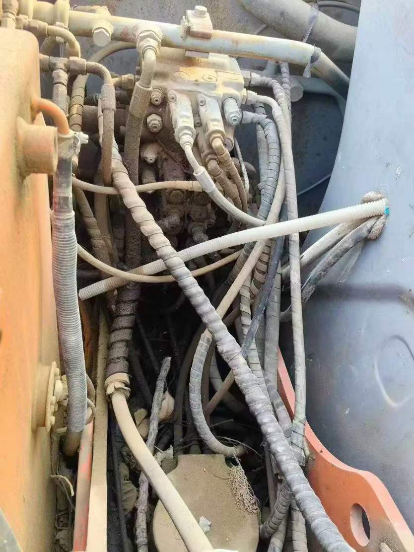 Used Hitachi ZX60 Excavator 2012 Model / 3