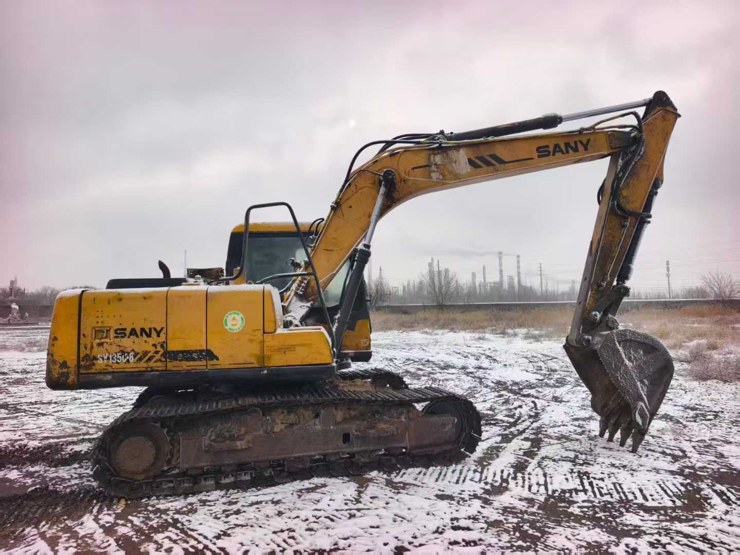 Used Sany SY135 Excavator 2016 Model / 3