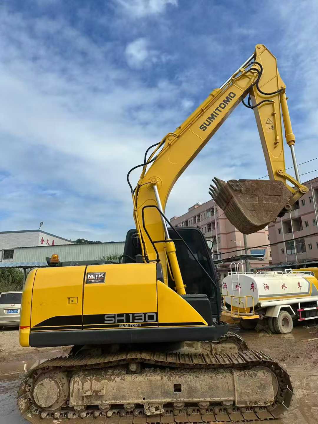 Used Sumitomo SH130-5 Excavator 2014 Model / 3