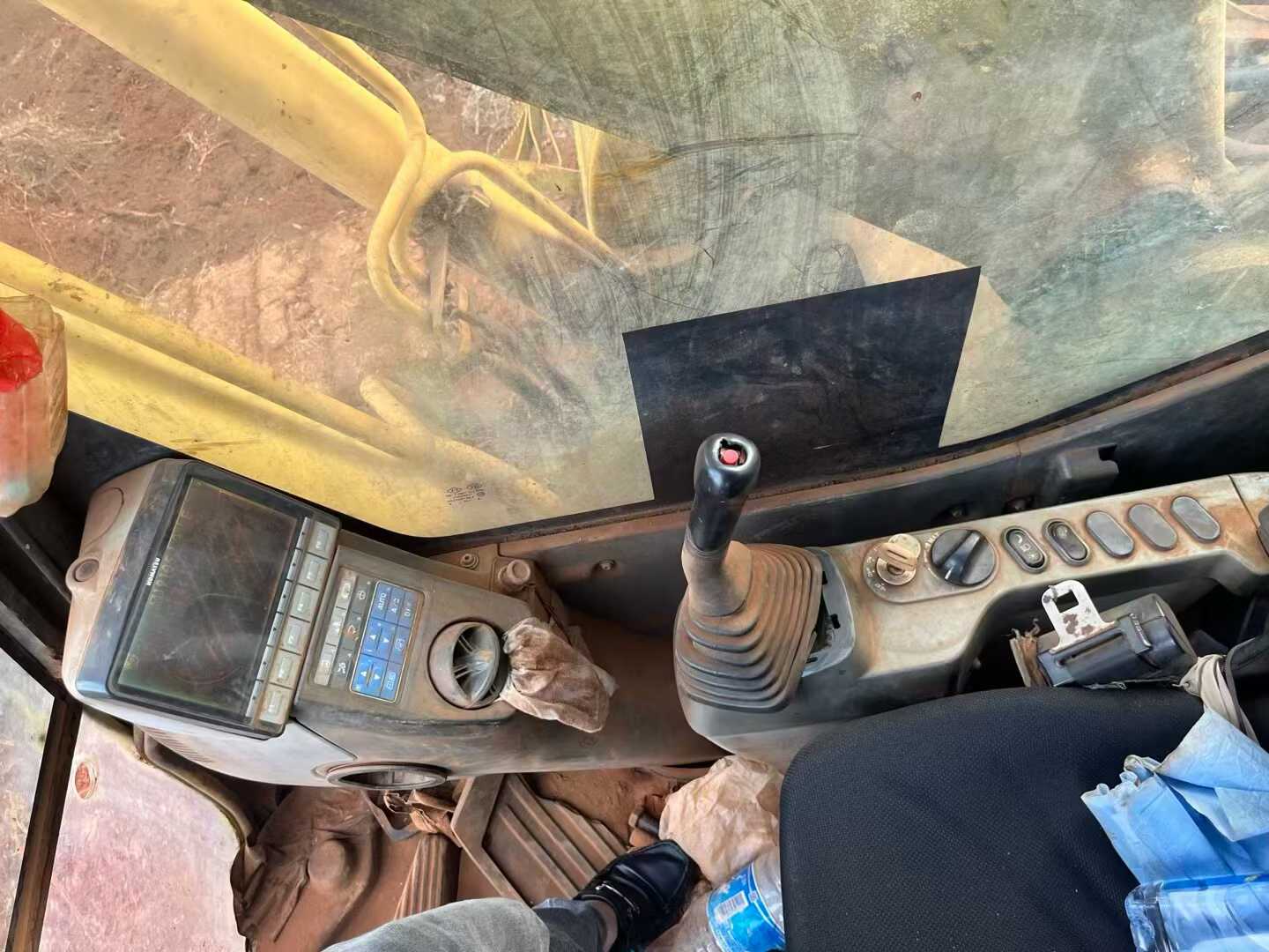 Used Komatsu PC200-8 Excavator 2016 Model / 6