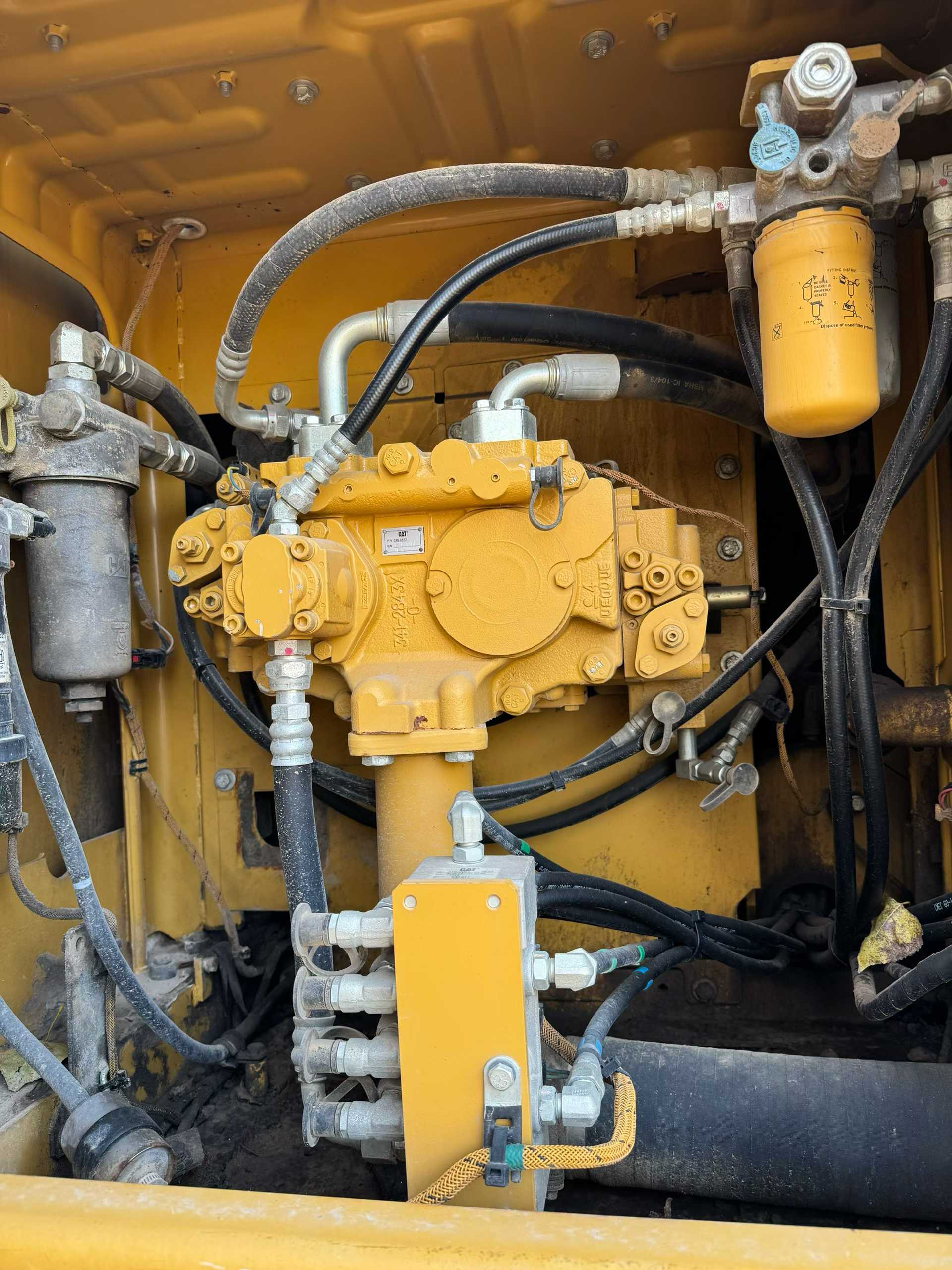 Used Caterpillar 320E Excavator 2016 Model / 4