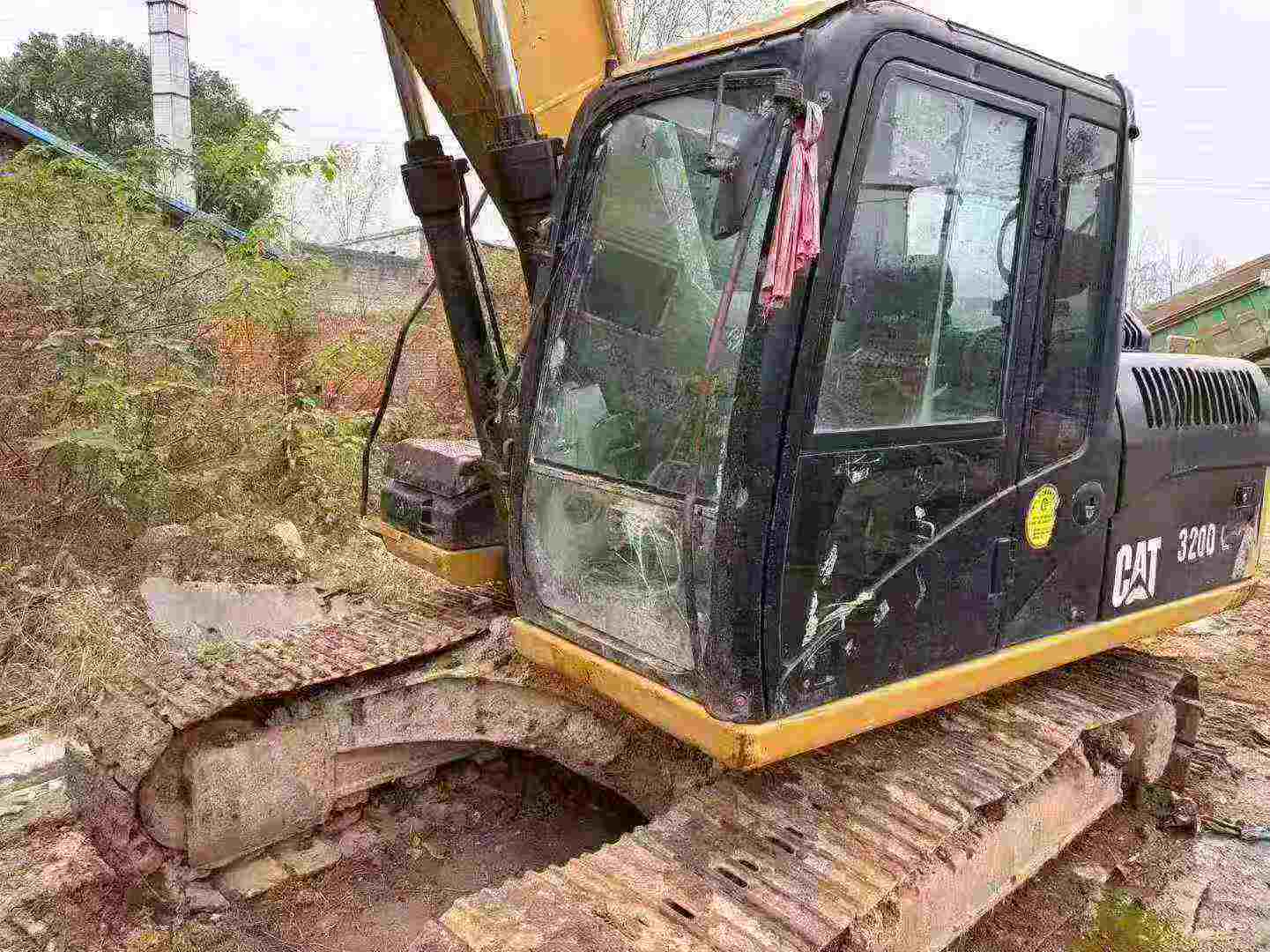 Used Caterpillar CT18 Excavator 2012 Model / 3