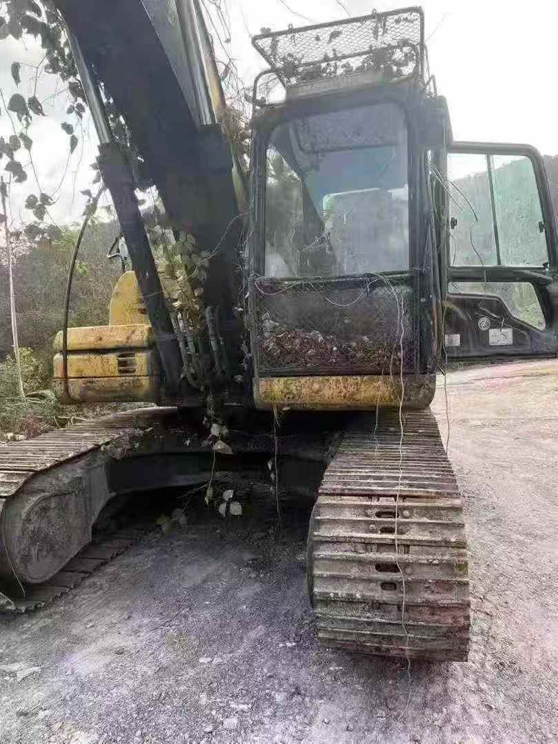 Used Caterpillar 320D Excavator 2016 Model / 3